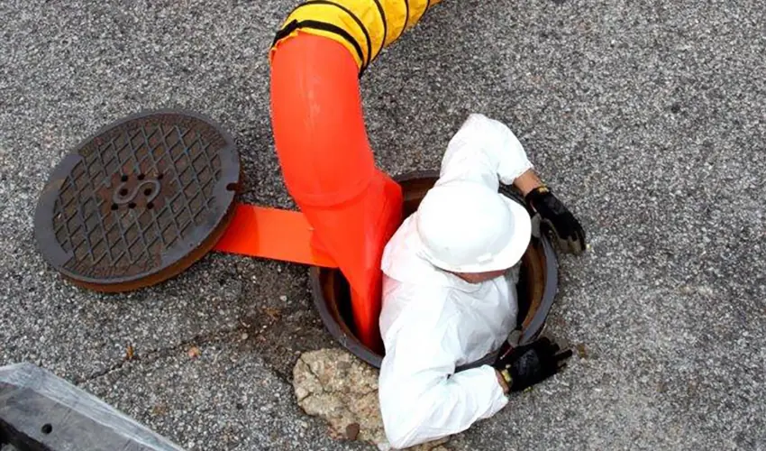 confined-spaces-air-systems-saddle-vent