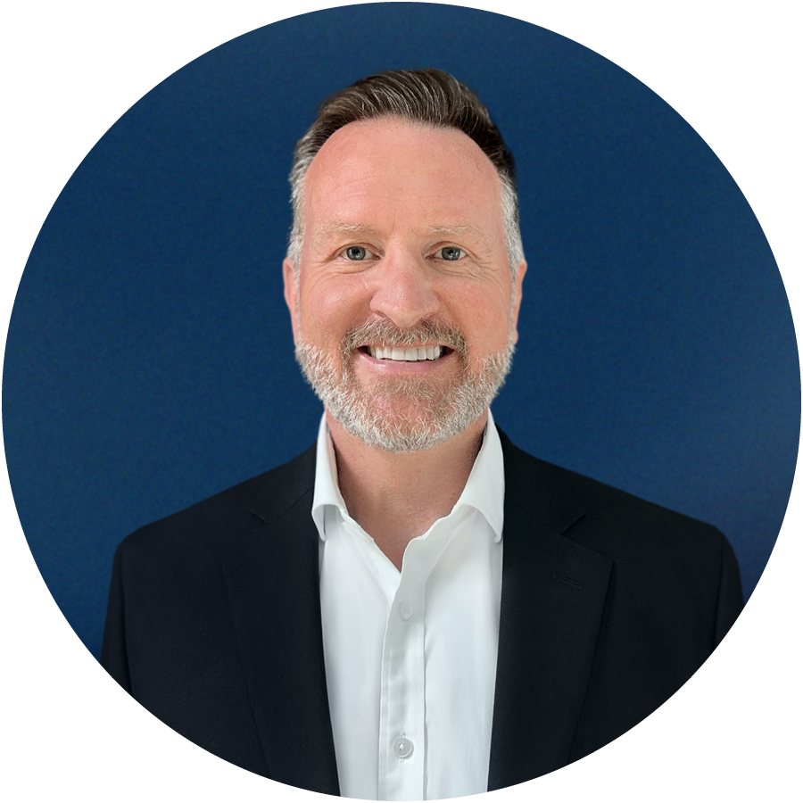 Circle Headshot - Chris Snyder1